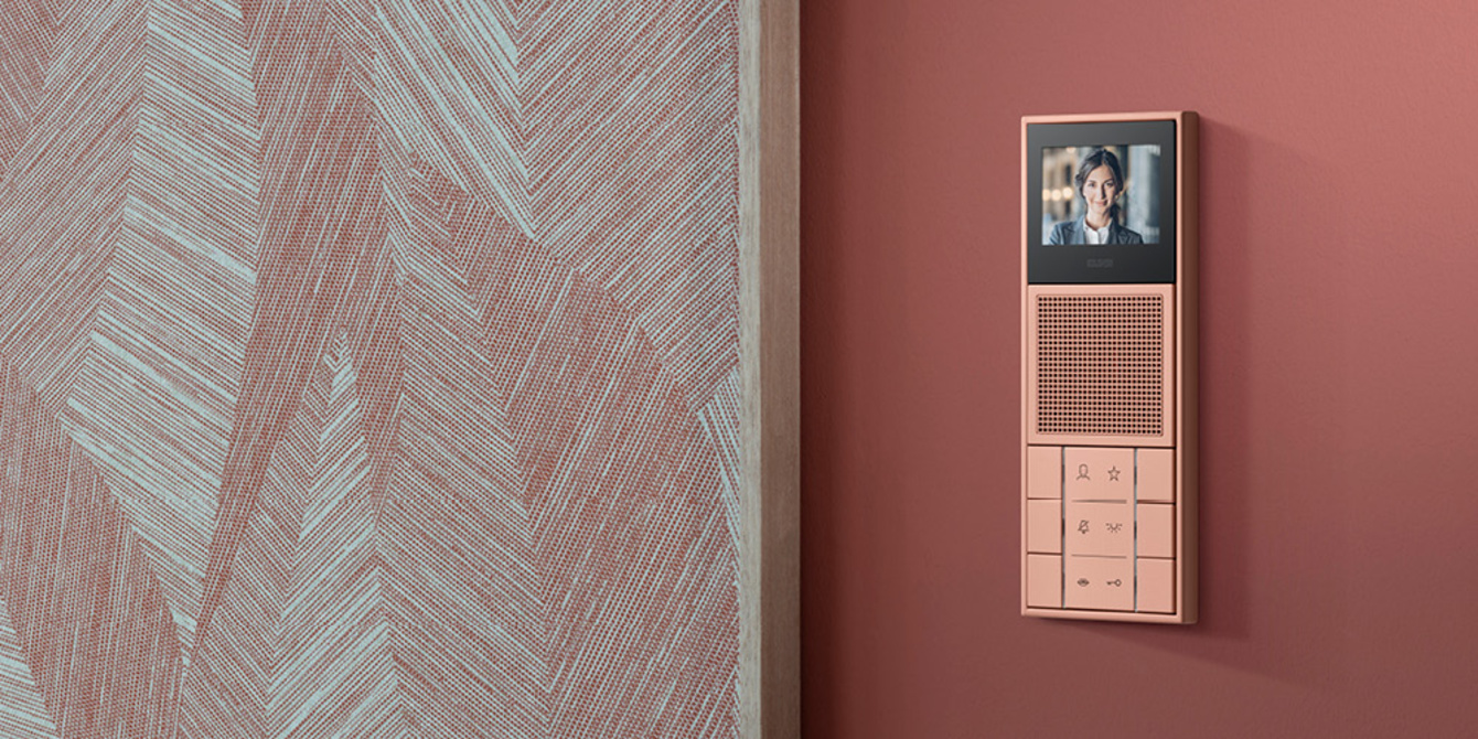 JUNG Türkommunikation bei rextronic in Mannheim